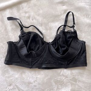 🔴 Strappy Plus Size Lace Bra